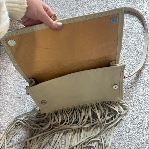 Natural Daisy Tooled Clutch Stadium Purse - Picture 4 of 5